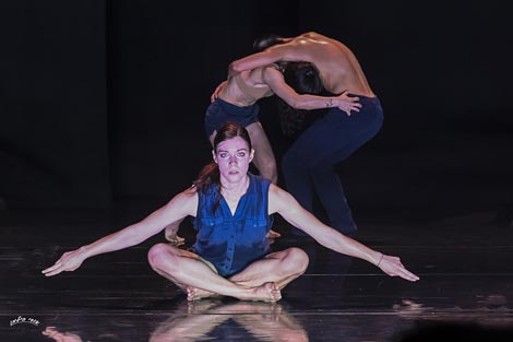 Kibbutz Contemporary Dance Company: A Good Citizen, kor. Rami Be er, foto: Udi Hilman