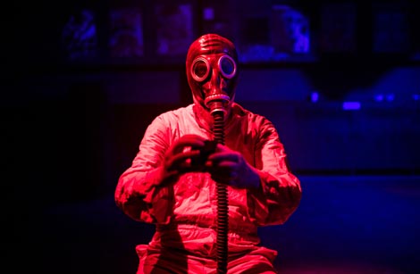 Robert Franciszty, Antikorona hepening ili „Ako ne mogu plesati, ne želim biti dio vaše revolucije“, Močvara, 9. siječnja 2021., foto: Joža, subsite.hr