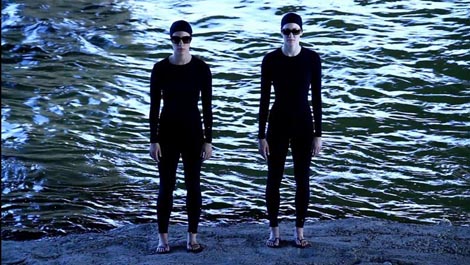 O.N.E.: Black, interaktivna video instalacija, Martina Nevistić i Iva Korenčić