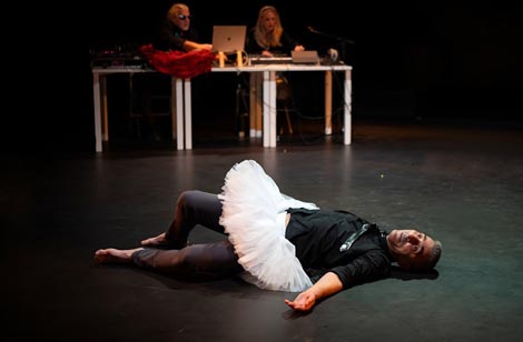 Domino-Malo sutra: Here we dance again, autor Bruno Isaković, 2024., ZPC