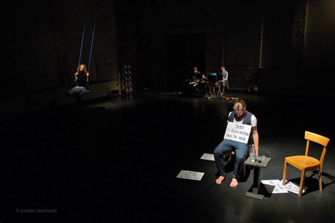 touch of MADNESS (Dodir ludila), kor. i red. Katharina Maschenka Horn i Nemanja Mutić