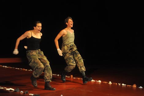 Kolektiv ZONE-poème: ENEMY (A Peace Conference), Pogon Jedinstvo, Zagreb, 2024., foto: Mladen Pobi