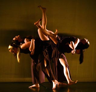 Škola suvremenog plesa Ane Maletić, Zagreb: Boris Papandopulo: Horoskop, koreografi nastavnici Škole, foto: Renato Branđolica