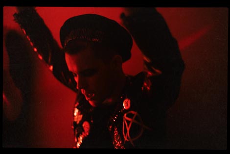 TRAFIK, Rijeka, PlatformaHR, Zagreb: I am Alive, kor. Žak Valenta, foto: Ira Tomić i John Kardum