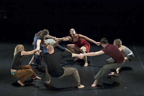 ZAgrebački plesni ansambl: Ispod sklopljenih očiju, kor. Laura Aris Alvarez, foto: Maja Kljajić