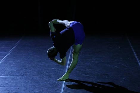 Ivana Ugrina u koreografiji Please me, Please Liata Waysborta