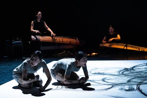 99 Art Company, Južna Koreja: Je žrtva paljenica, foto: Arhiv PUF-a