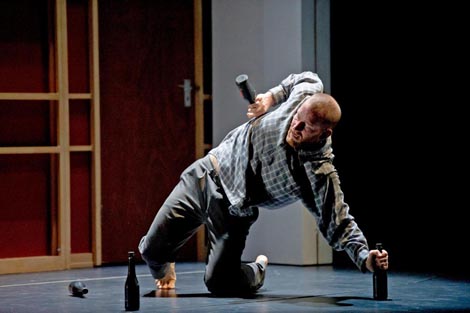 DV8 Physical Theatre, The National Theatre: John, autor Lloyd Newson