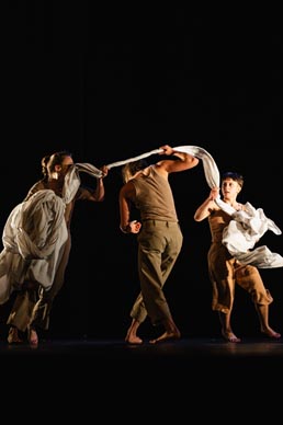 Cirkus Kolektiv: Konstrukt, autorica Dora Komenda, foto: d.alisauskas