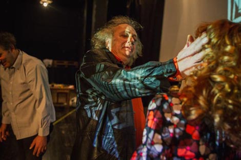 Teatar &TD, Zagreb: Željko Zorica Šiš, Ljubavni slučaj Fahrije P., usuglašivač ideja Zlatko Burić Kićo, foto: Damir Žižić