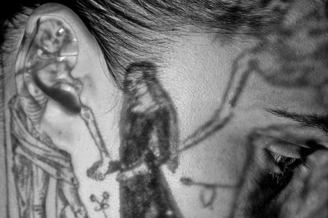 BADco, Zagreb: Manje zlo, kor. Zrinka Užbinec i Nikolina Pristaš