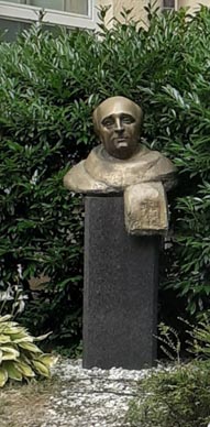 Bista Miroslava Krleže u atriju Leksikografskog zavoda Miroslav Krleža, foto: Maja Đurinović