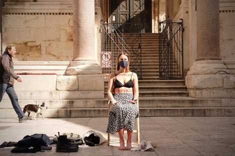 Tanja Ostojić, Misplaced Women, foto: Andrea Resner