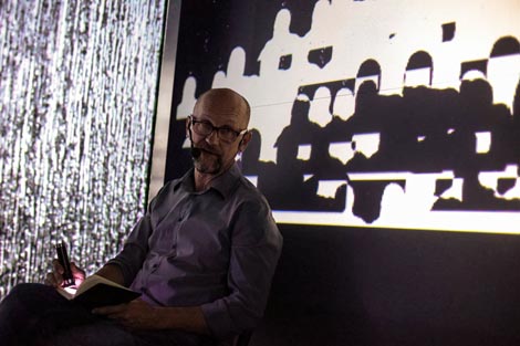 CO2… par umjetnika, Zagreb: Neodredivo pitanje: Prekinuti mit, autori Nikolina Pristaš, Goran Sergej Pristaš, foto: CO2… par umjetnika, Zagreb: Neodredivo pitanje: Nazvaše ih otiscima, autori Nikolina Pristaš, Goran Sergej Pristaš, foto: Bojan Mrđenović