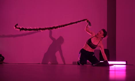 Golden Hands, Laura Kirshenbaum, No Hard Feelings, foto: Nina Đurđević