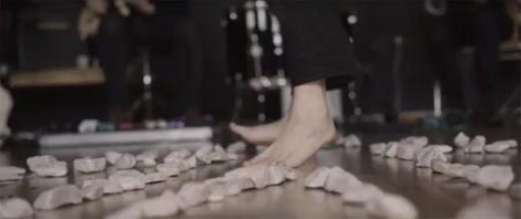 Otok sam (istraživačko-umjetnički potencijali otočke samoće), koncept Martina Hrlić Rogić, Olja Lozica, foto: Screenshot Youtube teaser