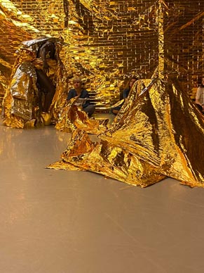 Sine Qua Non Art: Out of the Blue, koncept Christophe Béranger i Jonathan Pranlas-Descours, foto: Tjedan suvremenog plesa Facebook