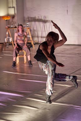 UO Genijator, Dubrovnik: Plesna predstava, autorica Martina Tomić, kor. Martina Tomić, Marta Krešić, foto: Sindri Uču