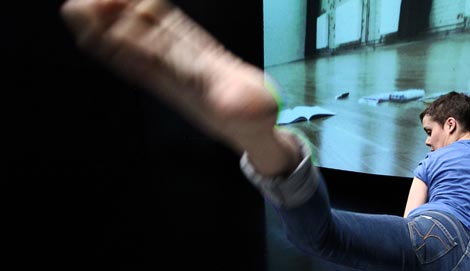 Priručnik za prazne prostore, koncept i koreografija: Marjana Krajač, foto: Iva Korenčić