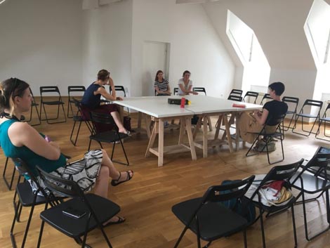 UO Četveroruka, Zagreb: Razgovaranja, autorica Marina Petković Liker, fotografija s probe