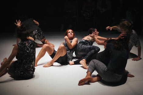 Malo sutra, udruga Domino, Zagreb: Shake it off, autori Bruno Isaković i Mia Zalukar (obnova predstave), foto: Inia Herenčić