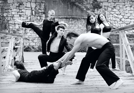 ShizoF-20renija, autor i koreograf Jasmin Vrban