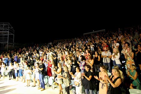 Prepuno gledalište na jednom od proteklih izdanja Šibenik Dance Frativala, foto: Dragan Kolombo