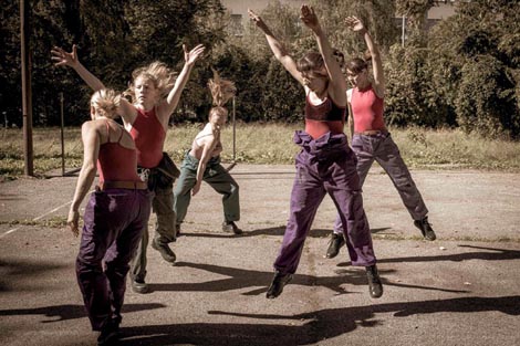 Studio za suvremeni ples, Zagreb: Spektakl,  kor. Irma Omerzo, foto: Jasenko Rasol