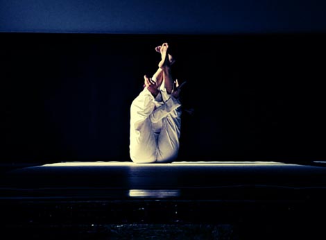 Umjetnička organizacija Irida, Zadar: Susret sa samim sobom, kor. Anđela Bugarija, Kristina Lisica, foto: Antonio Stipinović