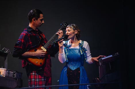 VRUM, Svjetlonoše, red. i kor. Sanja Tropp Frühwald, foto: Alek Kawka