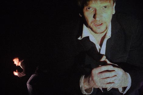 Teatar 2000, Zagreb: Tko si ti i otkud ti pravo, pokretač projekta: Vilim Matula, foto: Jasenko Rasol