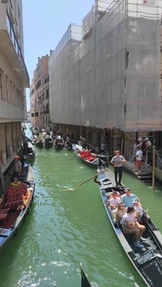 Jutarnja gužva na venecijanskin kanalima
