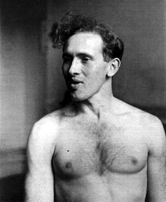 Warren Lamb, foto: © Roland Watkins, Manchester, 1947., Laban Collection in the Laban Archive at Trinity Laban Conservatoire of Music and Dance