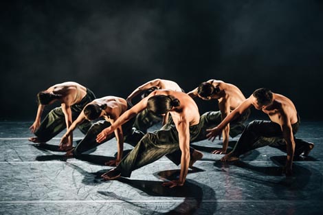 Plesna skupina SIGA, Južna Koreja: Zero, kor. Hyuk Kwon, foto: Ikin Yum