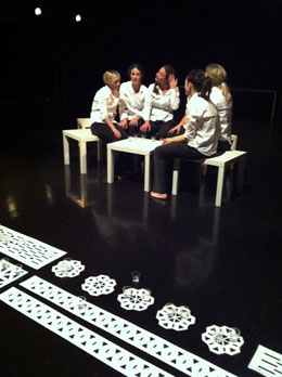 Đubrad prokleta!, Zagrebački plesni centar, kor. Natalija Manojlović