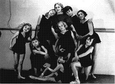 Milana Broš (lijevo) s Mijom Čorak Slavenskom